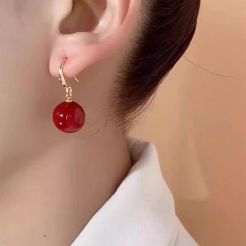 Cercei lungi cu perle de lux cu lumină roșie 2024: Modă pentru femei, Stil cu temperament avansat