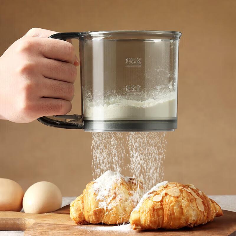 QUANGE Handheld Semi-Automatic Flour Sifter