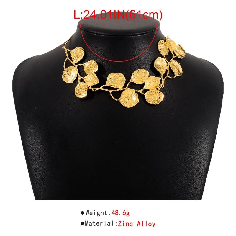 Collana Artistica in Metallo Pendente Foglia Oversize Catena in Lega Texturizzata Gioiello Statement Avant-Garde Boho Regalo