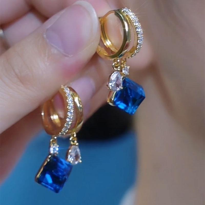 Elegant Deep Sea Blue Crystal Ear Cuffs - 2024 Niche Design