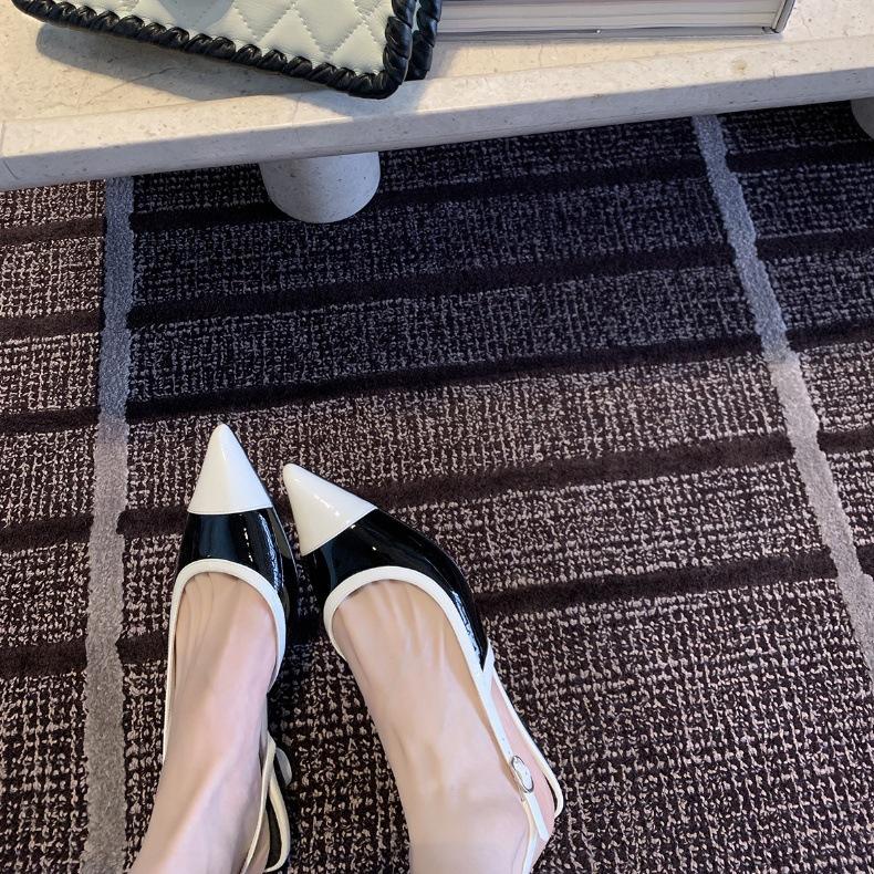 

Spot cowhide version of grape mother, the same elegant small pointed head color matching bag head rear empty sandals, thin low-heeled single shoes wom 35