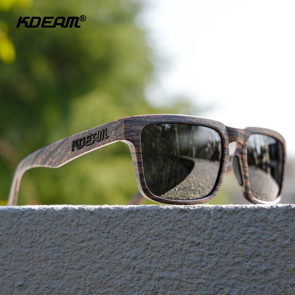 Lunettes de soleil polarisées style carré KDEAM pour hommes et femmes Taille moyenne Largeur totale 145 mm Lunettes de soleil d'extérieur avec étui zippé