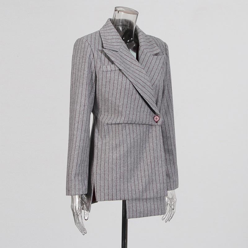 2024 Winter Retro Striped Stitching Suit Jacket for Women: European & American Style