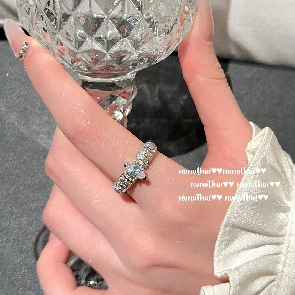 

Beauty On The Heart Drop Jewel Ring, Maillard, 18K Gold Plated, Fat Square Zircon Wrapped Ring Combination