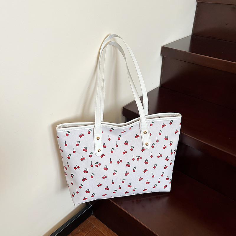 Pu Casual Tote Bag For Women With Magnetic Closure And Inner Zip Pocket