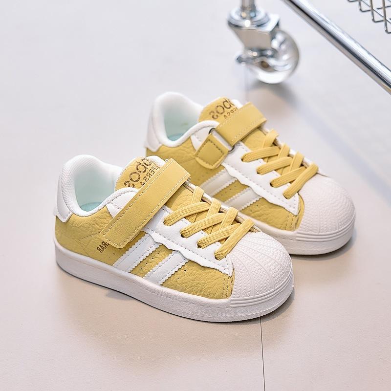 

Одноклассницы осень и зима 2025 новая кожаная поверхность детские кеды спортивные белые туфли для детей среднего и младшего возраста мальчиков моральная тренировка 22-26 yards (5 pairs in one hand) жёлтый