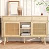 Mobile Organizzatore ad Ampio Spazio, Credenza, Cassettiera con 3 e Ante Scorrevoli, Intreccio in Rattan sulle Ante, Gambe in Legno Massello,