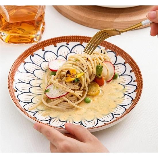 Porcelain 4-Piece Japanese Asian Cuisine Bowl Set With 2 Bowls, 2 Pairs Of Chopsticks And 1 Deep Plates For Serving Dinner, Rice, Soup, Dessert