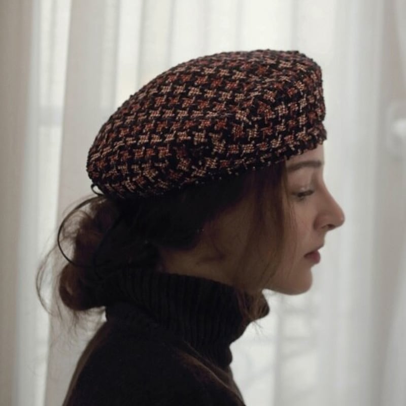 poesiedame gold tweed beret