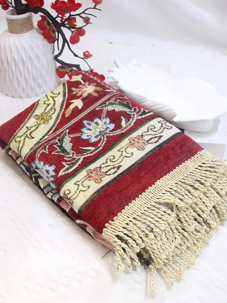 VIKAMA Islamic Prayer Mat, Muslim Prayer Rug With Qibla Compass, Suitable For Prayer, Ramadan, Travel, Home, And Mosque Use.