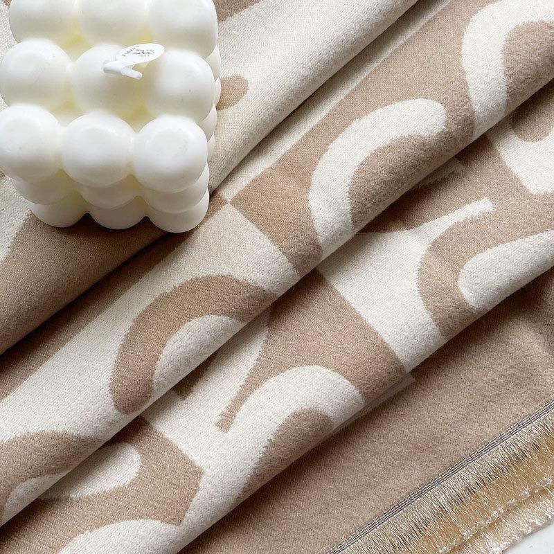 Autumn and winter jacquard square scarf women's light luxury high sense thickened shawl fashion versatile imitation cashmere scarf