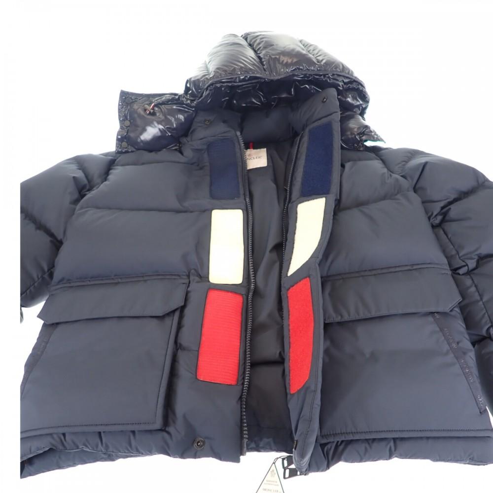 Moncler E20914133785_549SM 2 Pánská péřová bunda Námořnická modř polyester