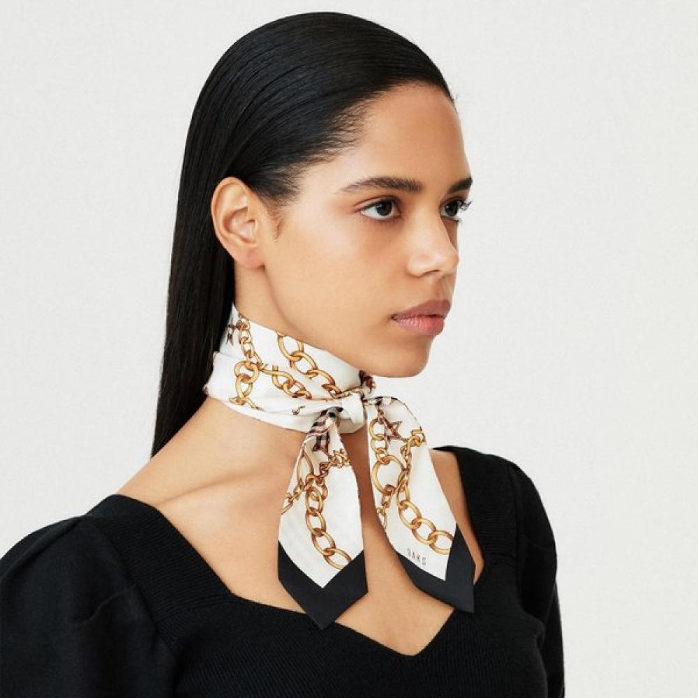 Daks Beige Petit Silk Scarf Chain Print Dcsc4e821i2 Single option