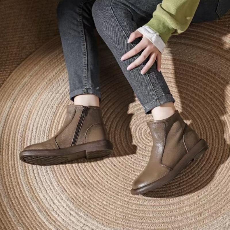 British Women's Boots Autumn and Winter New Versatile Shoes Mother Shoes All Soft Leather Square Heel Fashion Boots Inside and Out