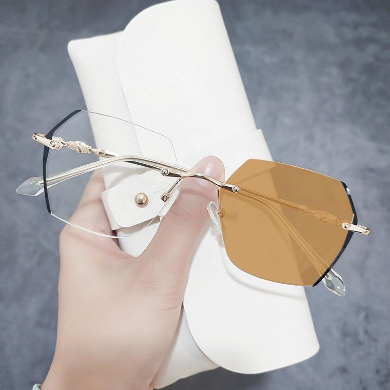 

Фотохромные очки для близорукости, очки с защитой от синего света, женская оправа, готовый продукт с степенями, безрамные очки -400