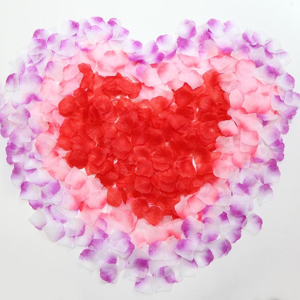 Heart-Shaped Rose Petals for Wedding and Bridal Room Decoration
