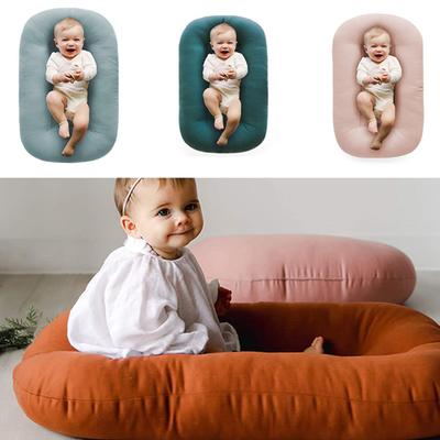 Lit Couffin Bébé Matelas Portable en Forme de Ventre Maternel Housse Amovible Lavable Nid de Sommeil pour Nourrisson Rembourrage en Microfibre Hypoallergénique Lit de Voyage Compact