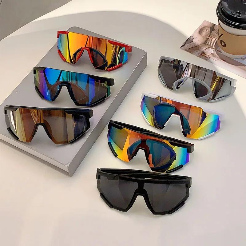 Outdoor Sport Goggle Sunglasses Women for Men Luxury Designer Vintage Sun Glasses Popular Punk Skiing Windproof Shades