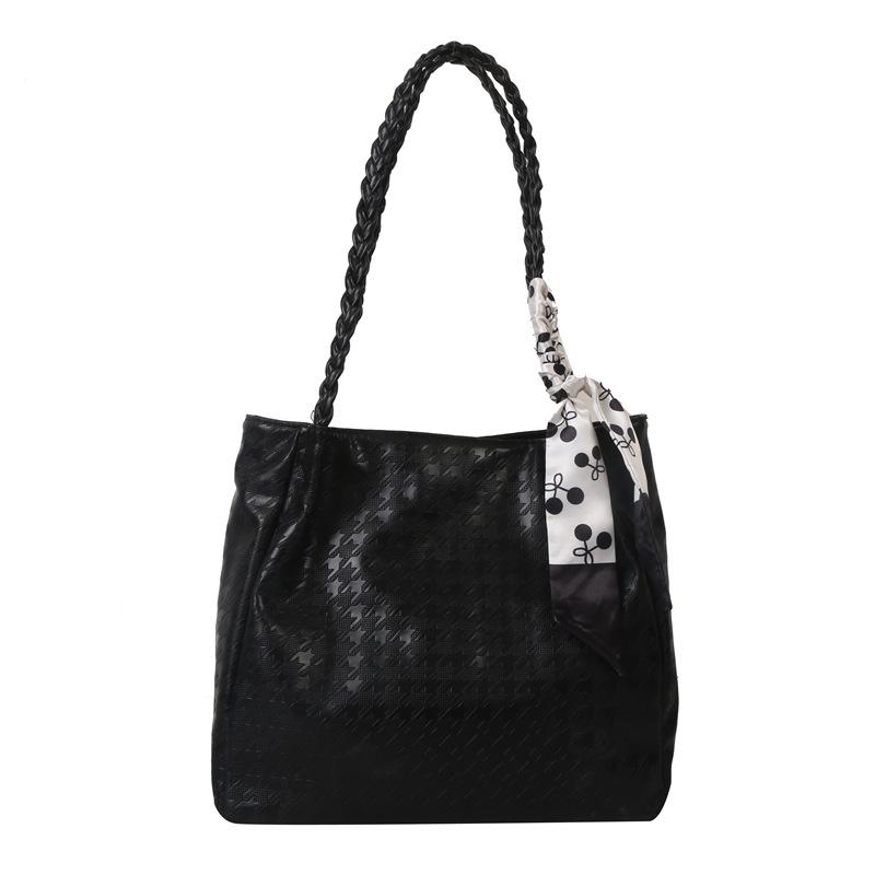 Large-capacity Bag Women's 2025 Summer New Korean Version Fashion Shoulder Armpit Bag Casual Versatile Commuter Tote Bag