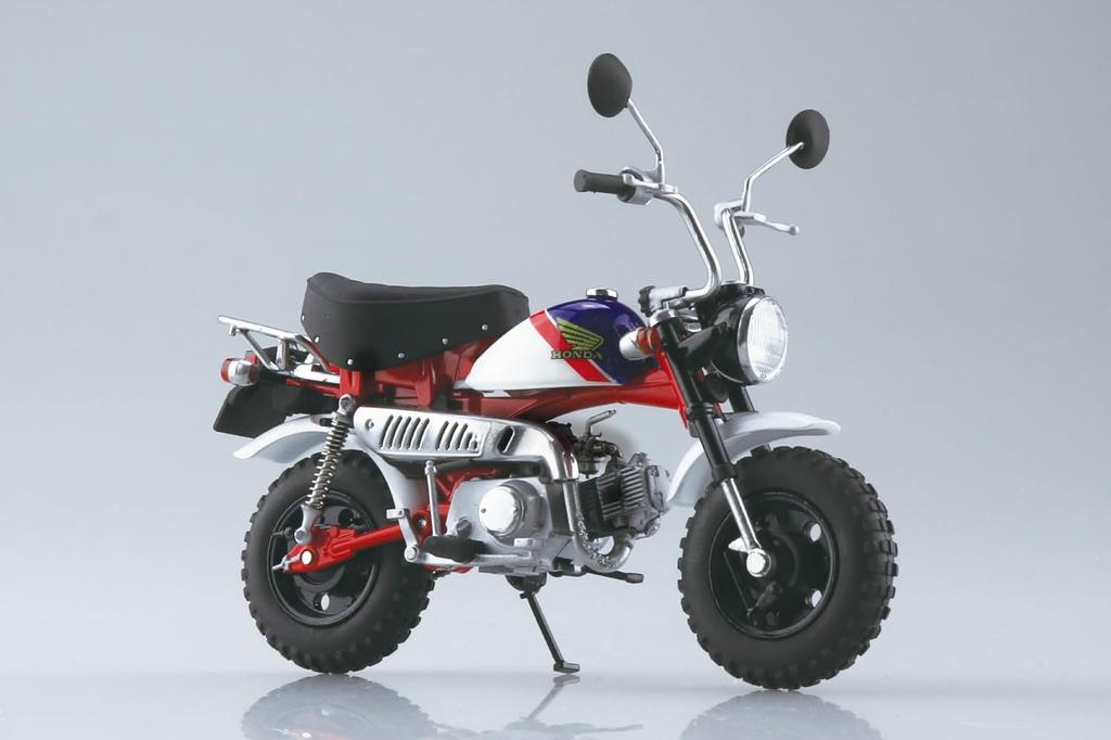 Aoshima Bunka Kyozaisha Skynet Completed Bike Honda Monkey Special Shasta White 1/12 (Tricolor)