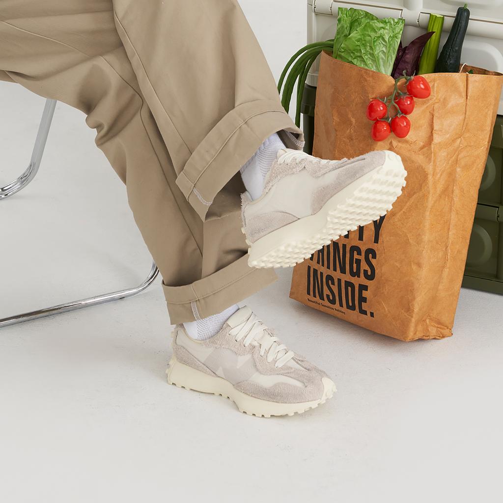 New Balance Pantofi unisex 327 Sea Salt Angora Gri U327WCC