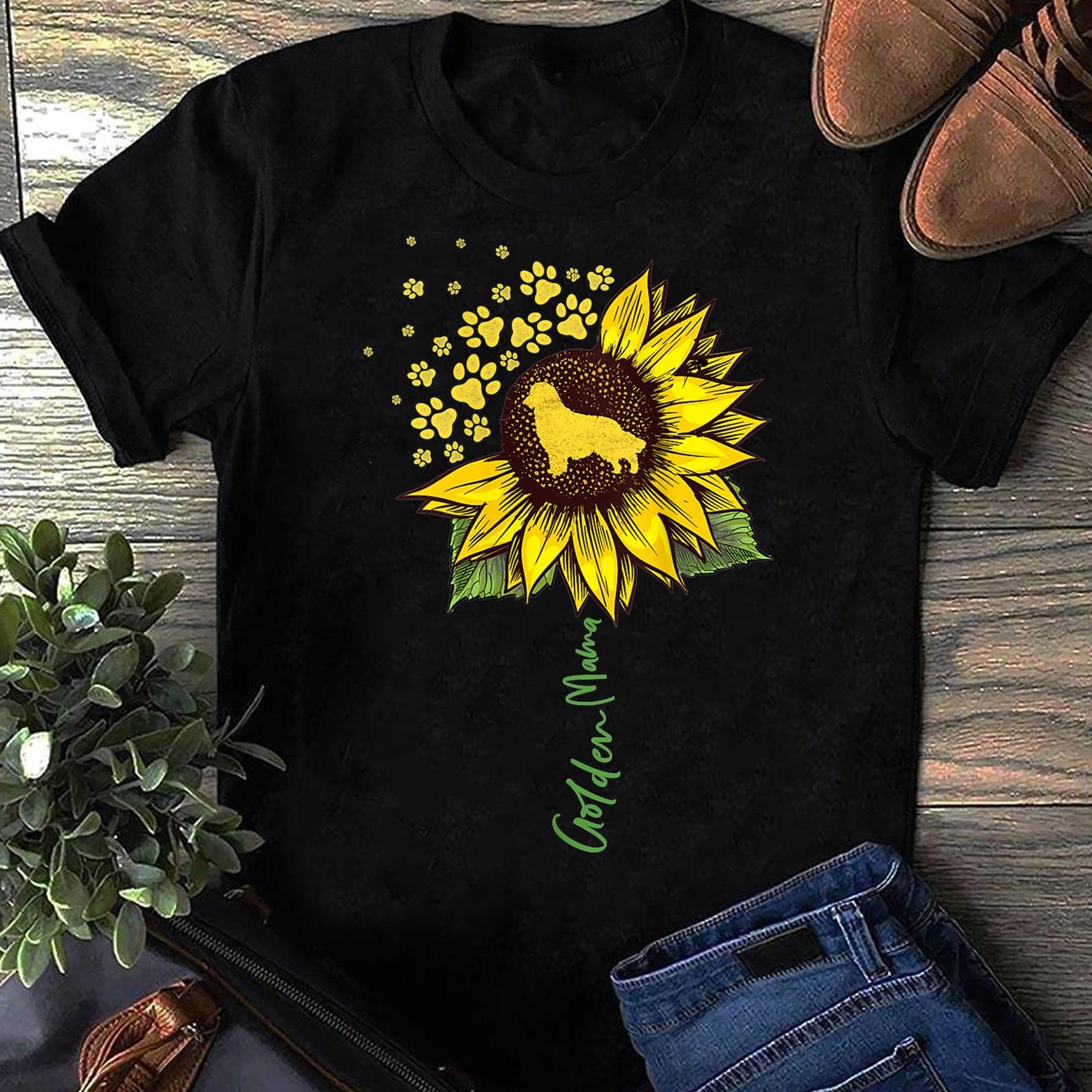 Womens Golden Mom Sunflower Golden Retriever Lover Gifts Dog Mama -Golden Retriever Shirt, Golden retriever tee, golden retriever mom 4XL