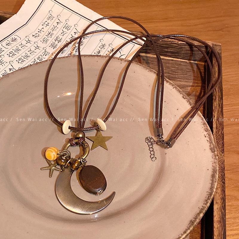 New Chinese Retro Popular Ethnic Style Necklace Women's Versatile Niche Long Sweater Chain High-end Simple Accessories