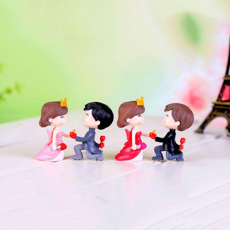 Charming Mini Marriage Lover Couple Figurines For Romantic Miniature Landscapes