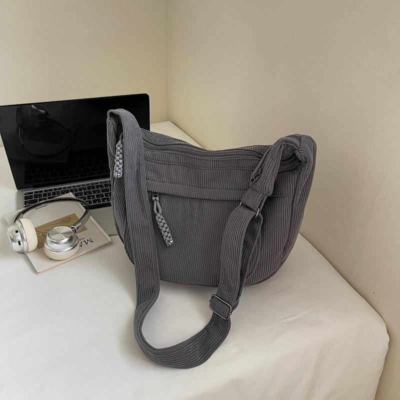 New Western-style casual large-capacity shoulder bag fashionable autumn and winter women's bag 2025 personalized crossbody tote bag