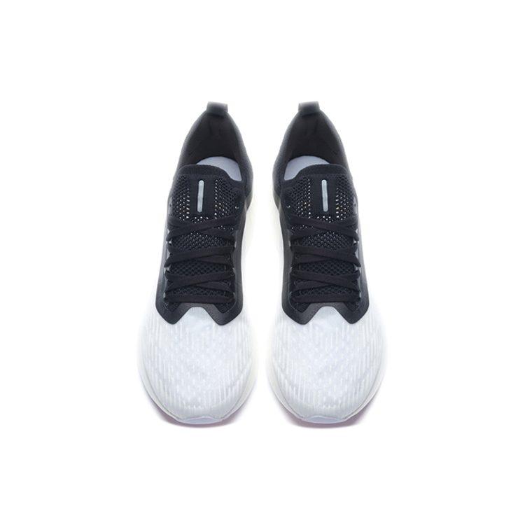 Li Ning Super Light 17 Rutschfest Abriebfest Niedrig geschnittene Laufschuhe Herren Weiß Schwarz ARBQ003-10