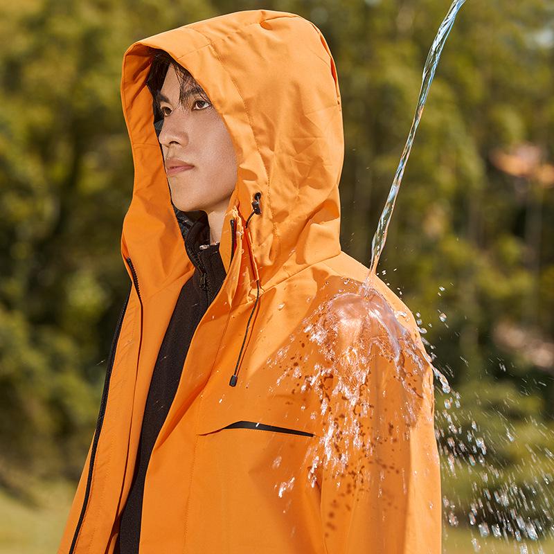 Unisex 3-in-1 Windproof Waterproof Mountaineering Jacket with Fleece Liner for Autumn and Winter