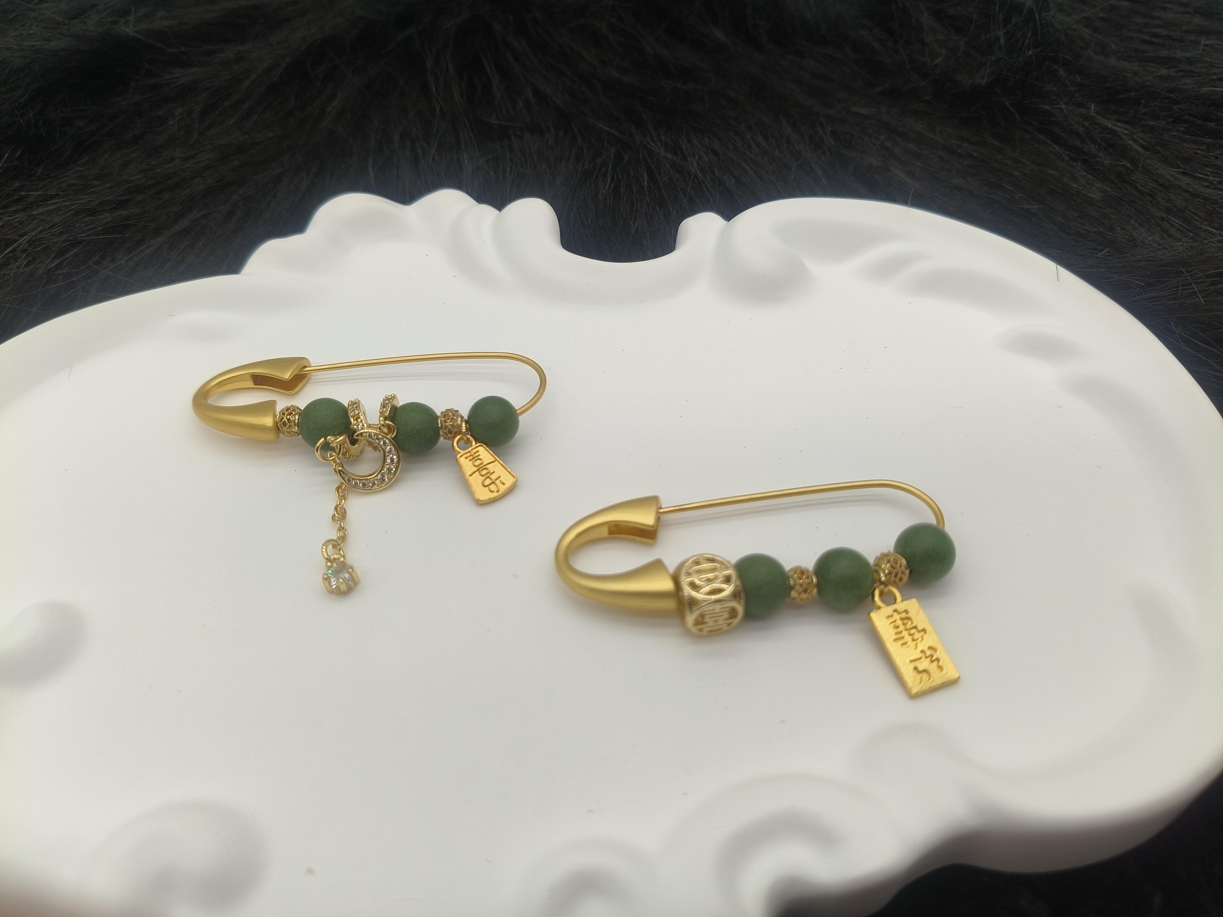 

Green-Gold Moon Star Zen Calm Incense Brooch