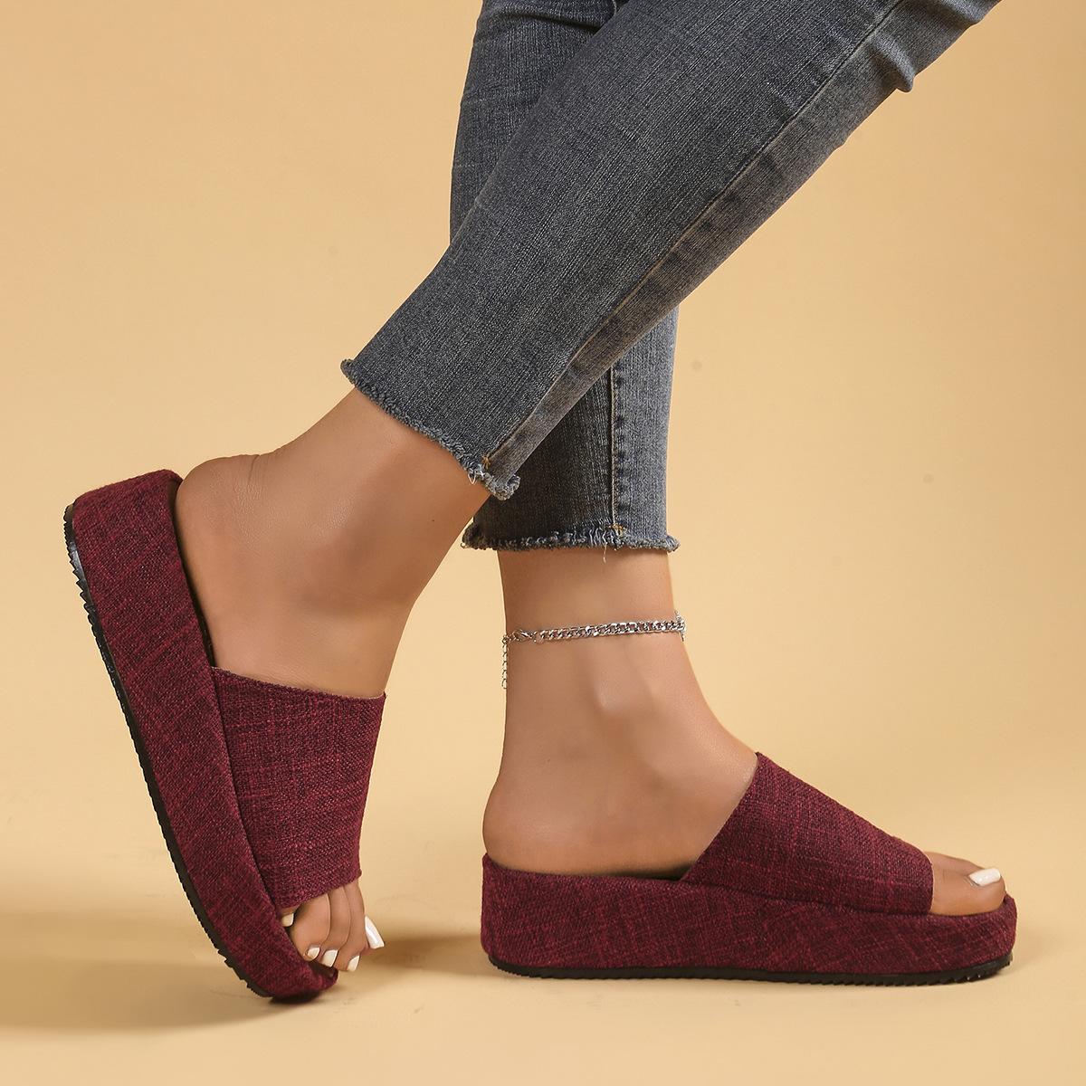 

Foreign trade large-size women s cool slippers 2025 summer new simple and versatile outer wear open-toed thick-soled wedge sandals women 43 фуксія