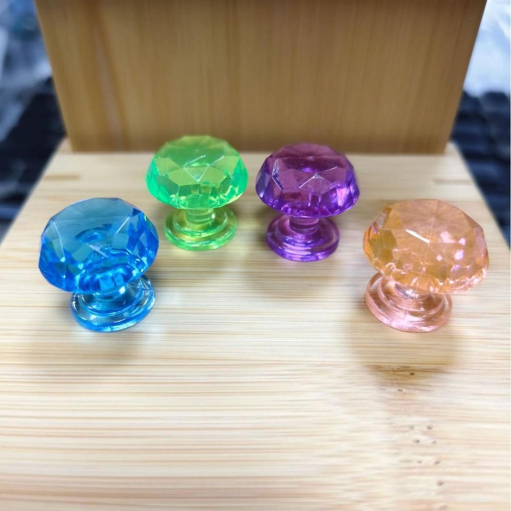 Self-Adhesive Suction Cup Handle for Doors and Drawers