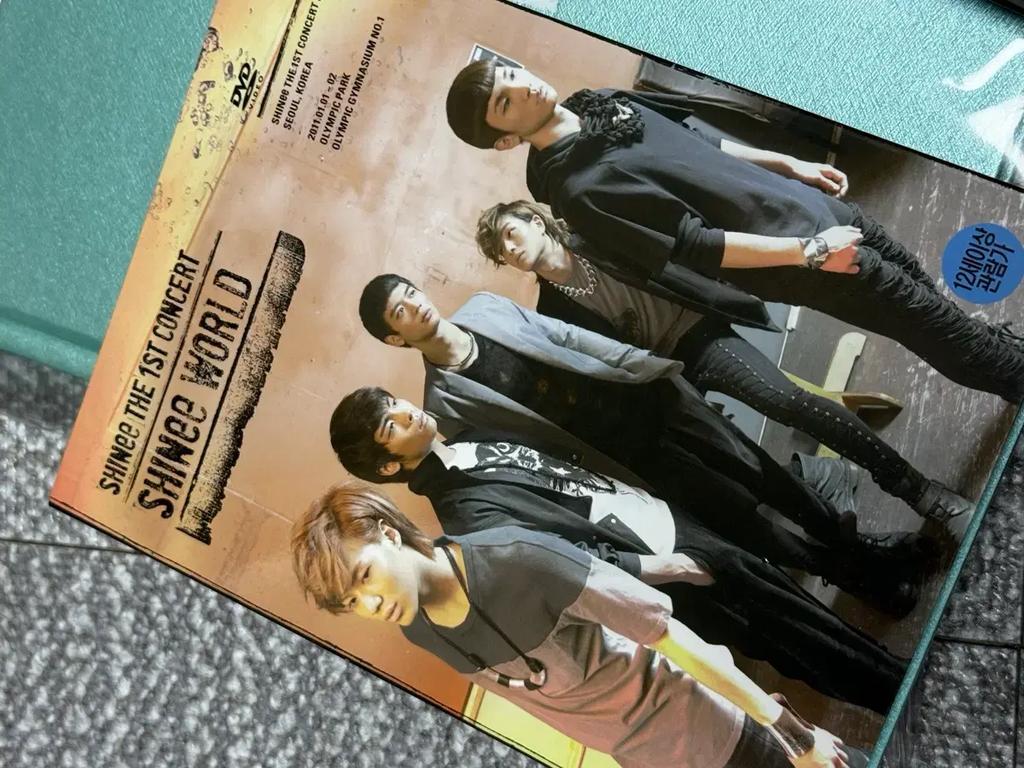 SHINEE Tokkon Live-Album Dev DVD Fotobuch Erste Con Gebraucht