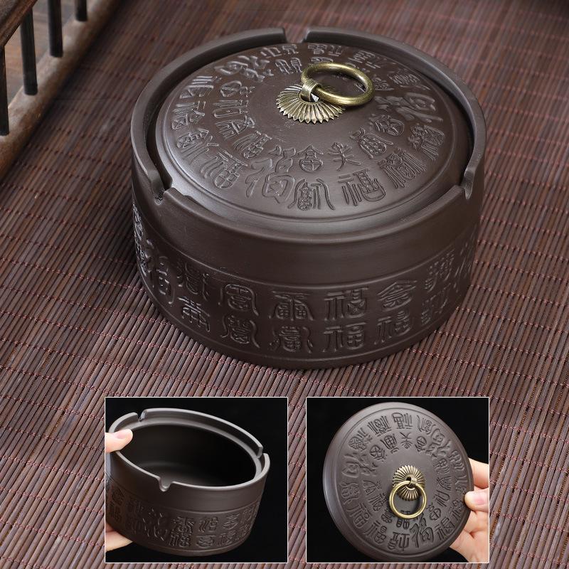 Zisha Ceramic Ashtray with Lid: Medium, Fly-Proof, Retro Home & Office Decor for Extinguishing Cigarettes.
