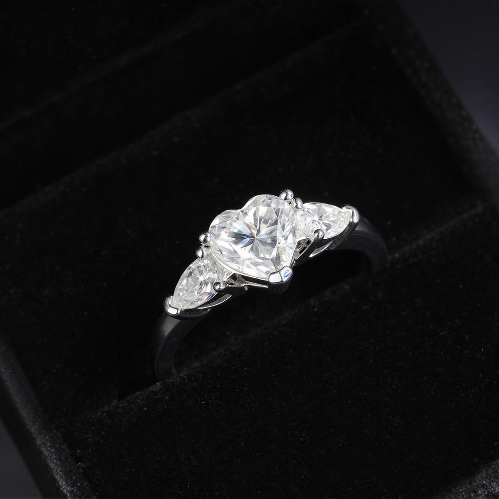 Halaile1-4CT D Color Moissanite S925 Silver Love Heart Ring Classic Fine Jewelry Women Bridal Wedding Elegant Gift