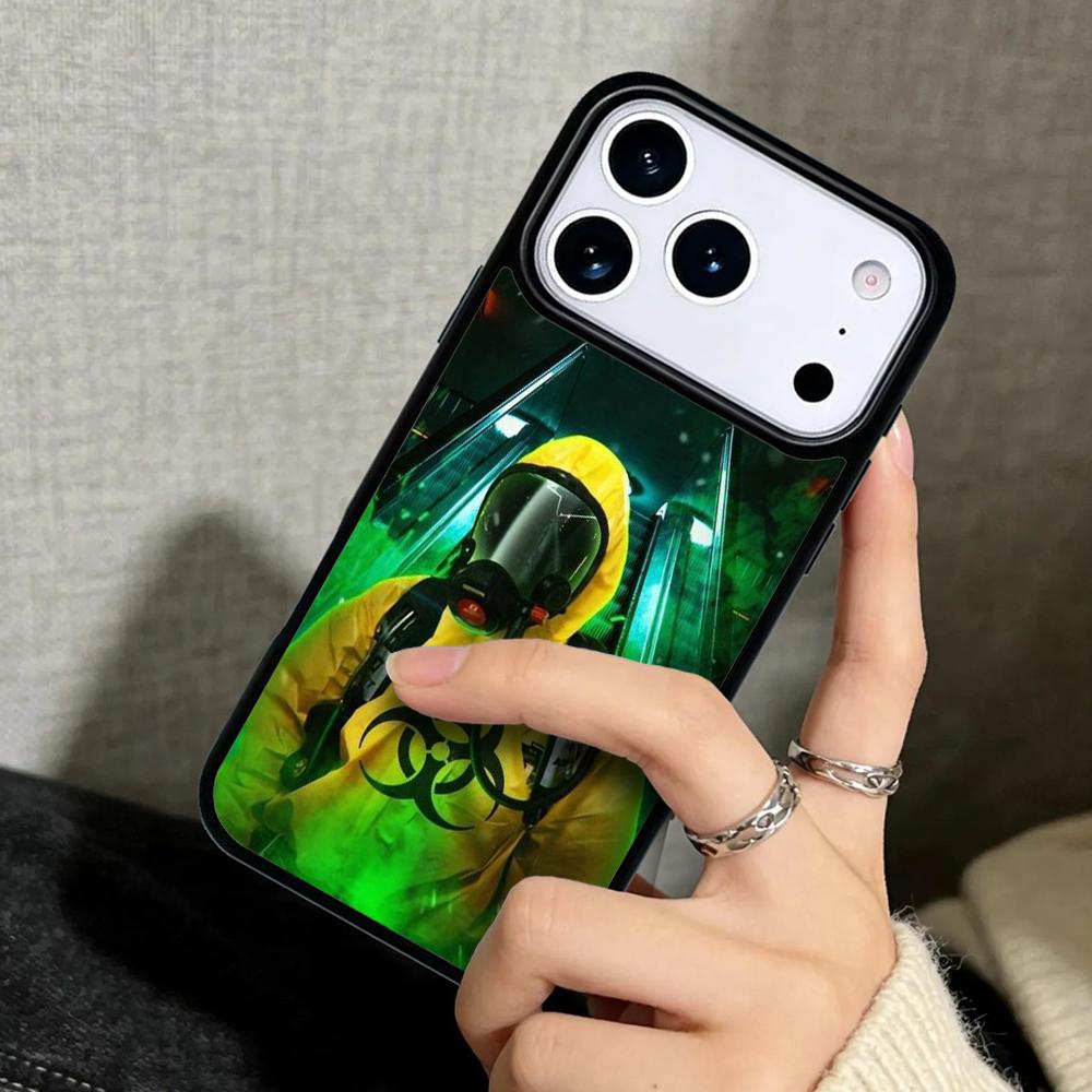 Capa Case for iPhone 17 Air 16 Pro Max 15 Plus 11 13 Mini 14 12 Back Phone Cover Nuclear Mask Gas Mask