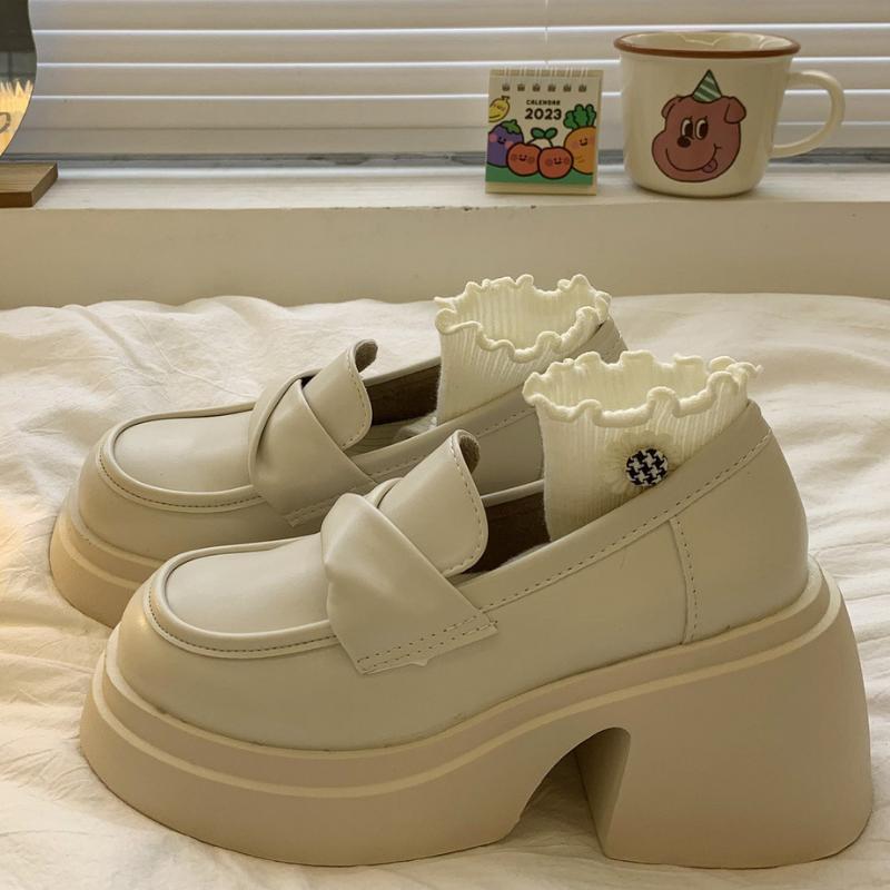 Chaussures en cuir à semelles épaisses pour femmes Printemps et Automne Haut de gamme Rétro Français Mocassins rehaussants Chaussures à enfiler