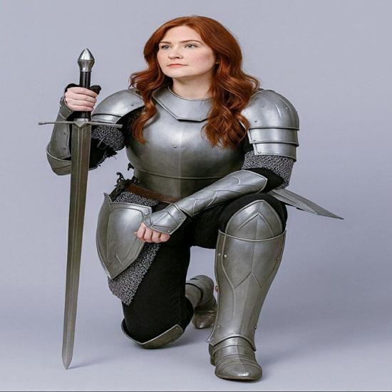 

Lady Knight Full Armor Suit Women’s Medieval Fantasy Warrior Armor LARP Cosplay Renaissance Costume Gift for Her Crown Of Steel