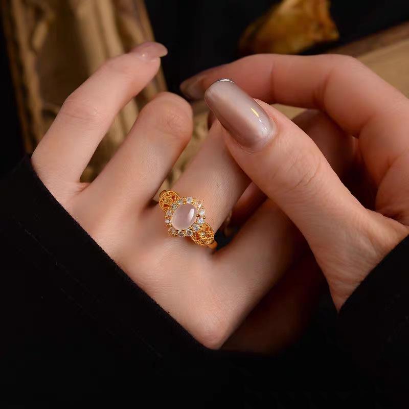 Gold-Plated Diamond Rhombus Cabochon Ring - Vintage-Style Women's Index Finger Jewelry