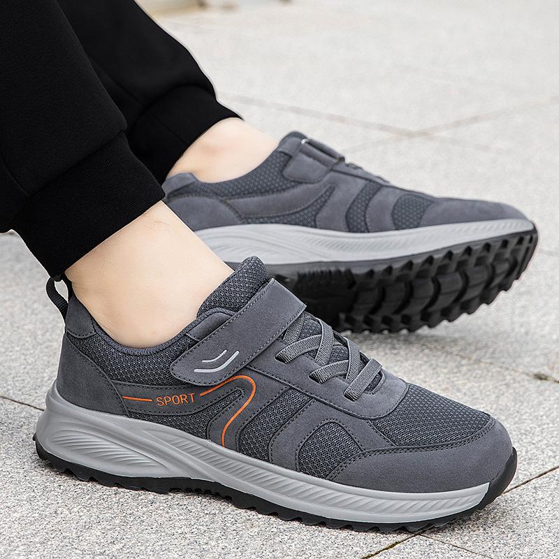 Autumn mother shoes breathable sports walking shoes comfortable non-slip soft-soled casual shoes lightweight