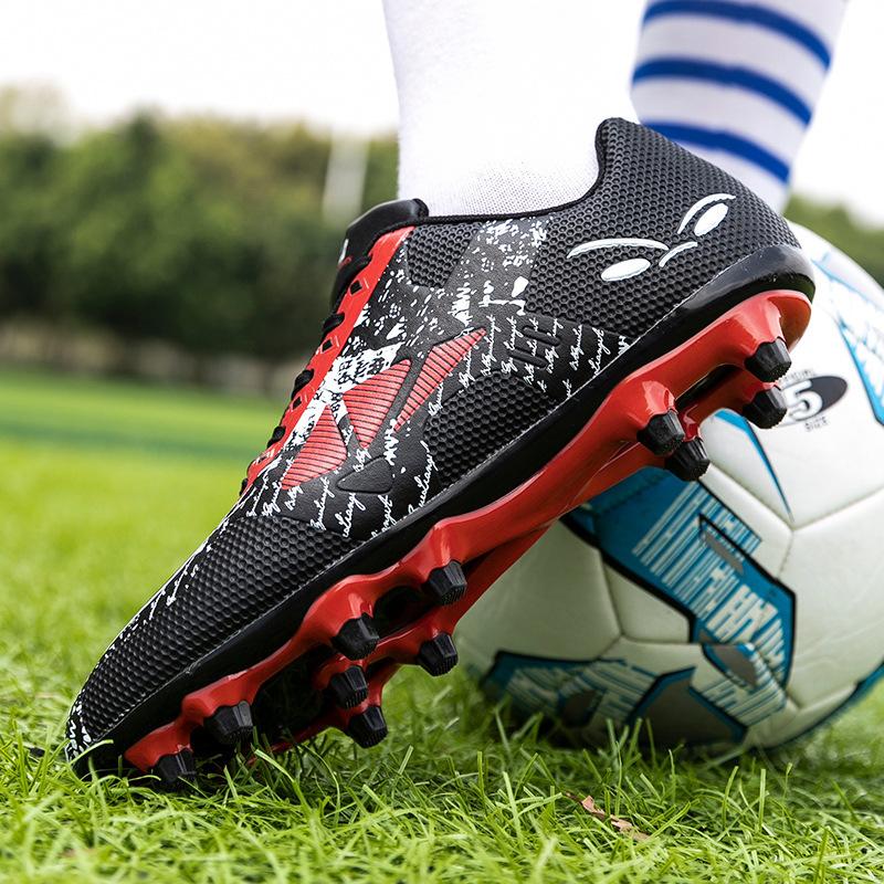 New spring and summer men's low-top sports shoes long and short nails football shoes grass sneakers spikes running shoes