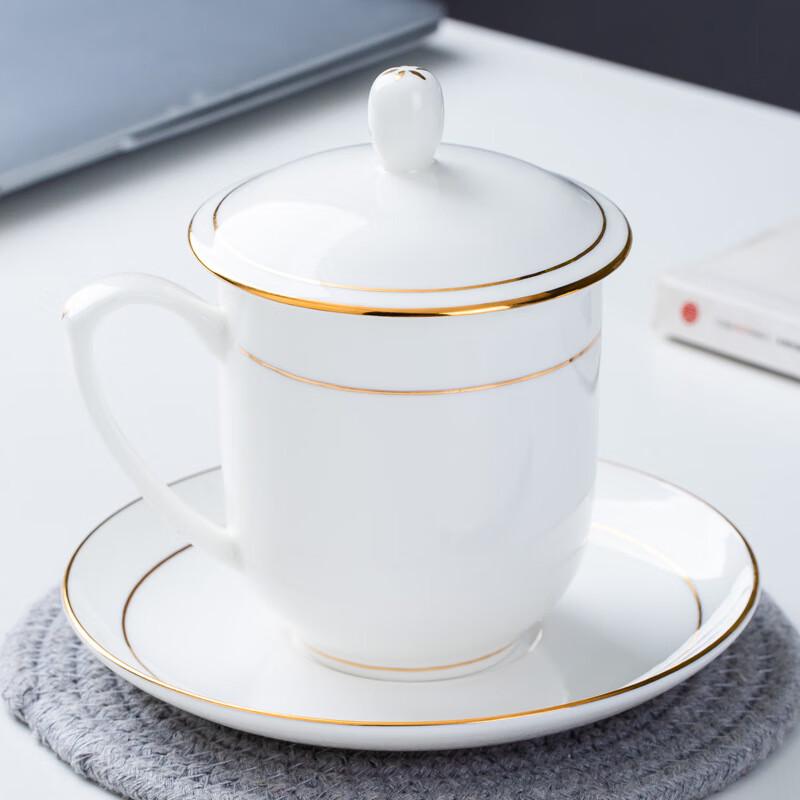 

Bone China Gold Line Ceramic Tea Cup with Lid & Saucer
