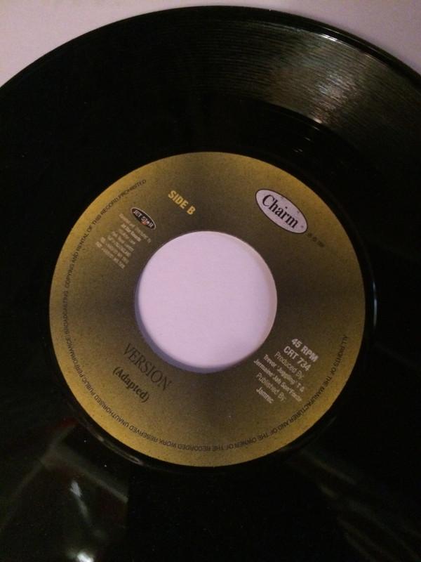 7inch Record DENNIS BROWN - Lets Get It On CRT734 Charm 1996 UK Reggae, Ska & Dub Used