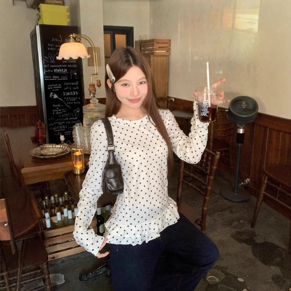 [German velvet] fashionable and foreign white polka dot round neck slim and thin versatile casual long-sleeved top ins