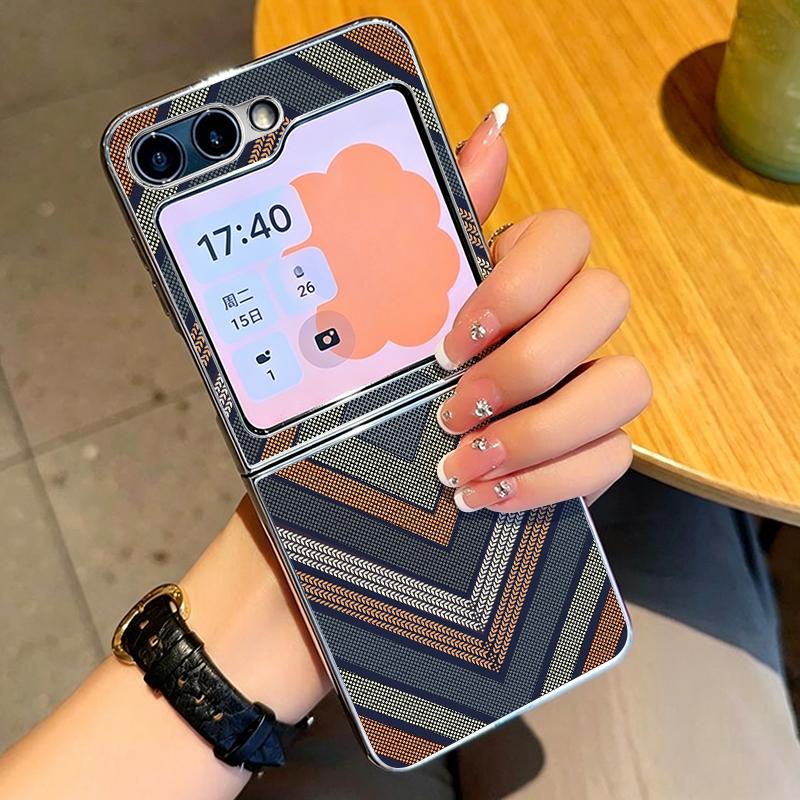 Geometric Cloth Texture Case For Samsung Galaxy Z FlIP 7 FE 6 5 Plating PC+PU Leather Hybrid Folding Cover For Samsung Z Flip7 Flip6 Flip5