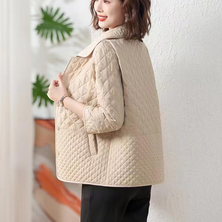 Lätt och Bärbar Kort Mammas Vinter Lös Bomullsvadderad Kappa Medelålders Mammas Ytterkläder Bomullsvadderad Jacka för Kvinnor