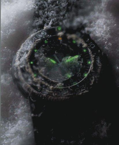 Luminox Navy Seals Dive Watch, Original Series 1, 3001 Military-Spec, Men's [Official Import]