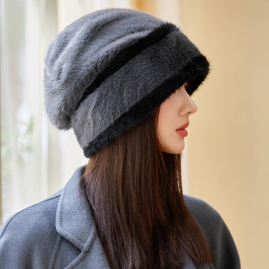 Hat Women's Winter Cycling Electric Vehicle Stacking Hat Women's Ear Protectors Fleece Thickened Windproof and Cold Warm Hat